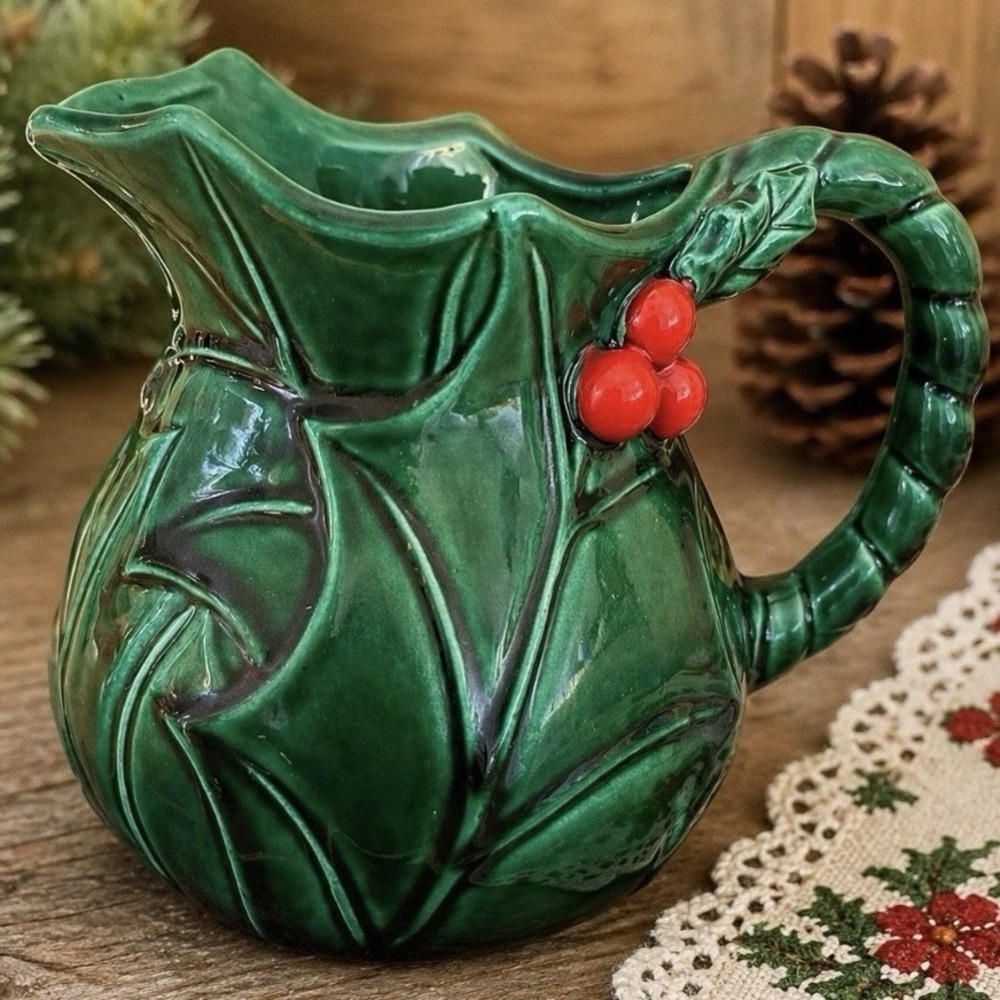 Vintage Lefton Holly Berry Pitcher 5" Christmas Green Ceramic Vase Japan MCM
